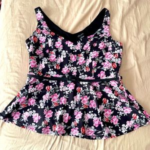 Plus Size Floral Peplum Top